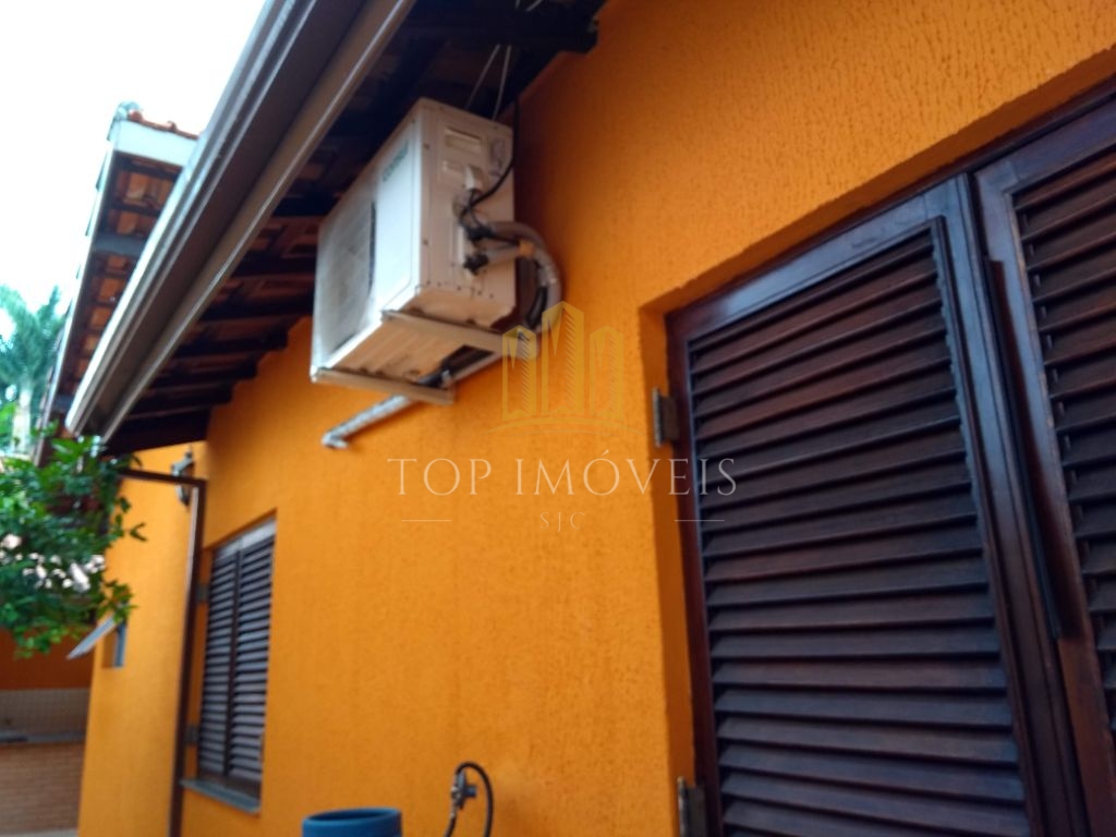 Belissíma Casa 3 Dormitórios Suíte 210m² de Construção Esplanada do Sol