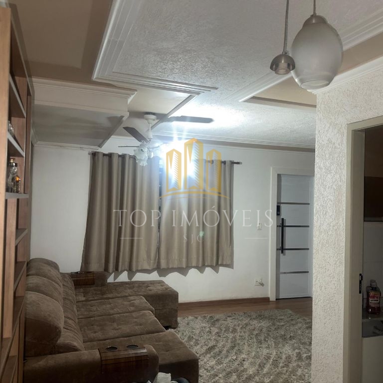 Sobrado com 03 dorm c suite em condominio fechado