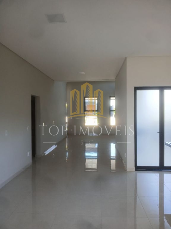 Maravilhosa e luxuosa casa quatro suites piscina espaço gour
