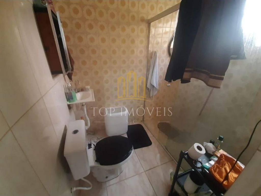 Casa sobrado espaçoso seis dormitórios residência ou comercio OPORTUNIDADE