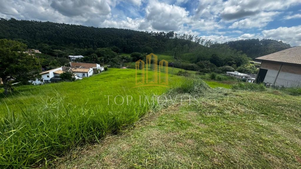 Terreno à venda no village parahybuna – 1.867 m² em rua sem 