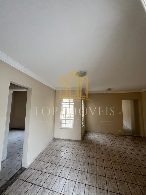 Imóvel em Jacareí frente para Av Ponto comercial e residência com frente para a Rua Jardim Mesquita.