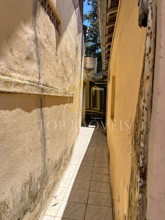 Imóvel em Jacareí frente para Av Ponto comercial e residência com frente para a Rua Jardim Mesquita.