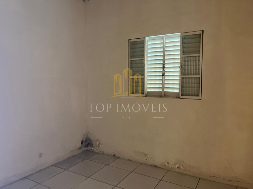 Imóvel em Jacareí frente para Av Ponto comercial e residência com frente para a Rua Jardim Mesquita.