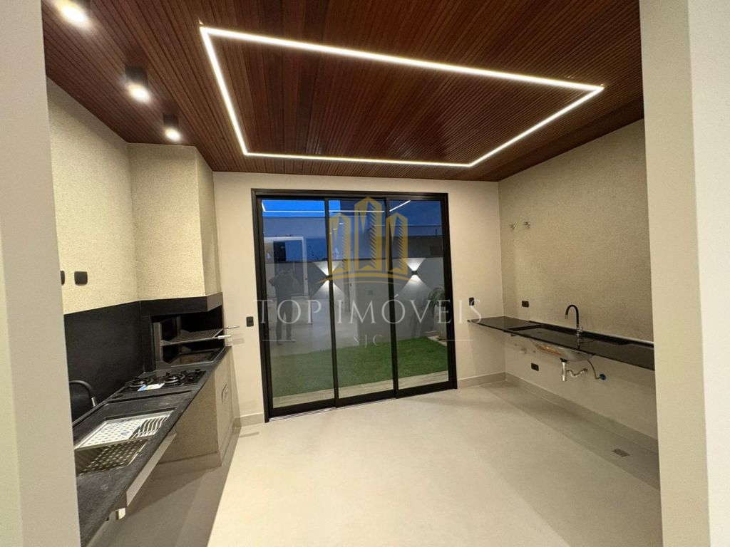 Maravilhosa casa três dormitórios suítes espaço gourmet em condomínio fechado com lazer completo