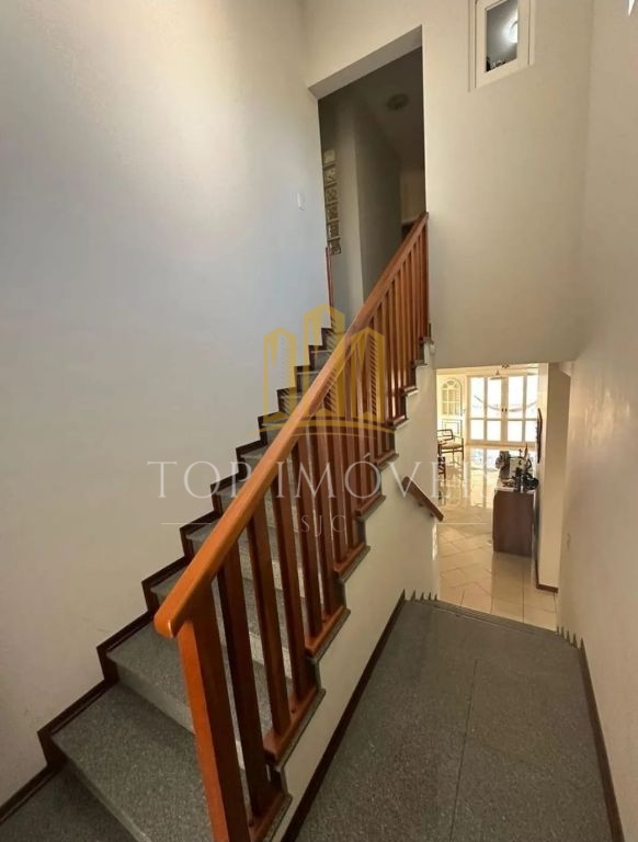 Maravilhosa casa de 4 quartos sendo 1 suite - terreno de 600