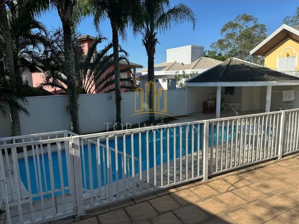Maravilhosa casa de 4 quartos sendo 1 suite - terreno de 600