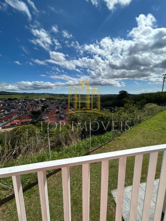 Lindo e funcional sobrado dois dormitórios repleto de planej