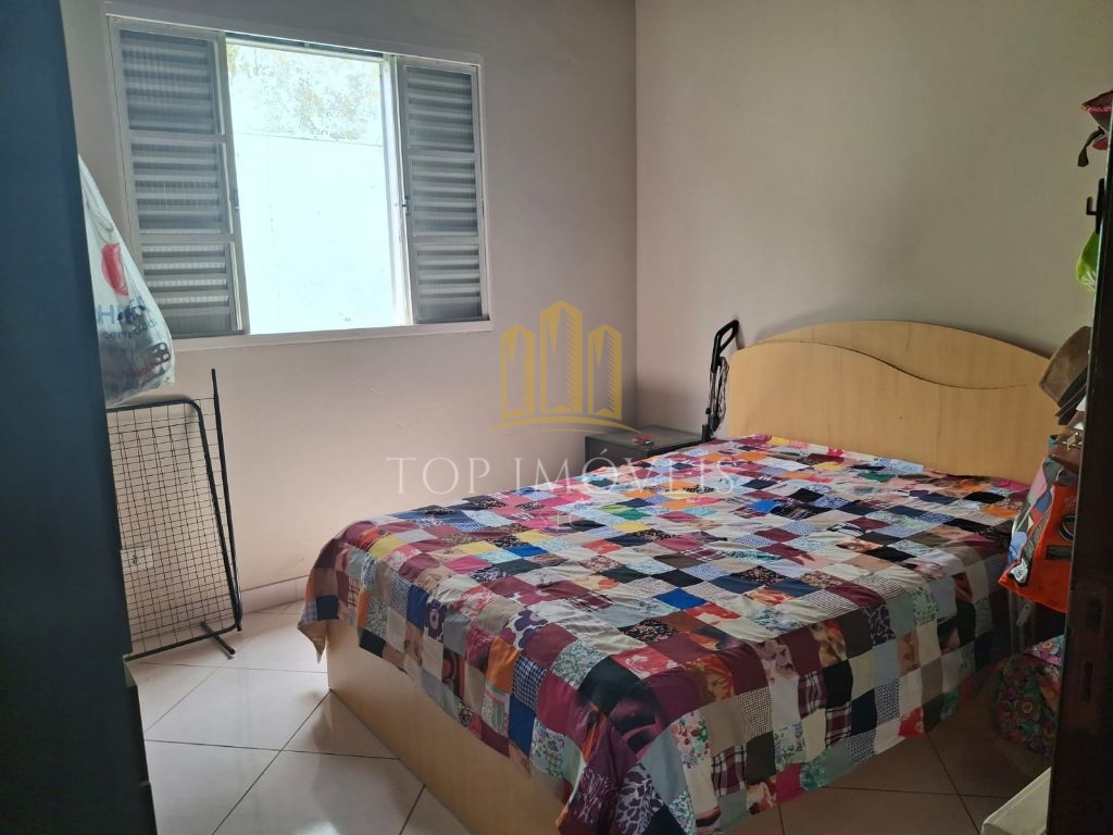 Maravilhosa casa três dormitórios suíte piscina espaço gourm
