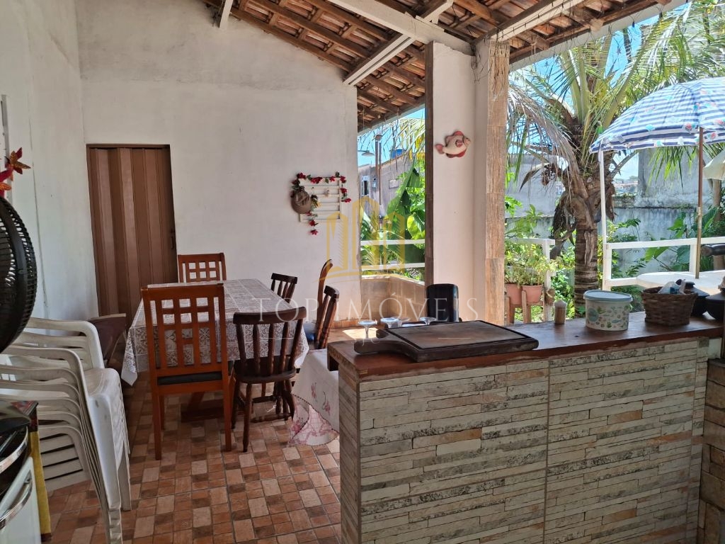 Maravilhosa casa três dormitórios suíte piscina espaço gourmet repleto de armários na melhor localização de Santana