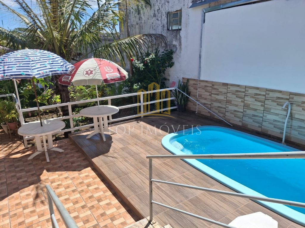 Maravilhosa casa três dormitórios suíte piscina espaço gourmet repleto de armários na melhor localização de Santana