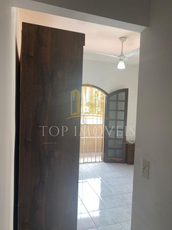 Oportunidade - Casa de 3 quartos sendo 1 suíte no Jardim das Indústrias