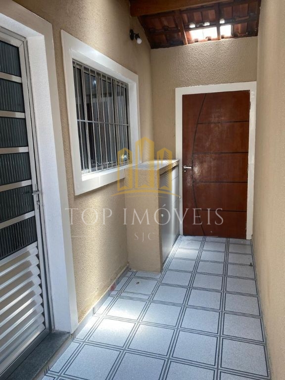 Oportunidade - Casa de 3 quartos sendo 1 suíte no Jardim das Indústrias