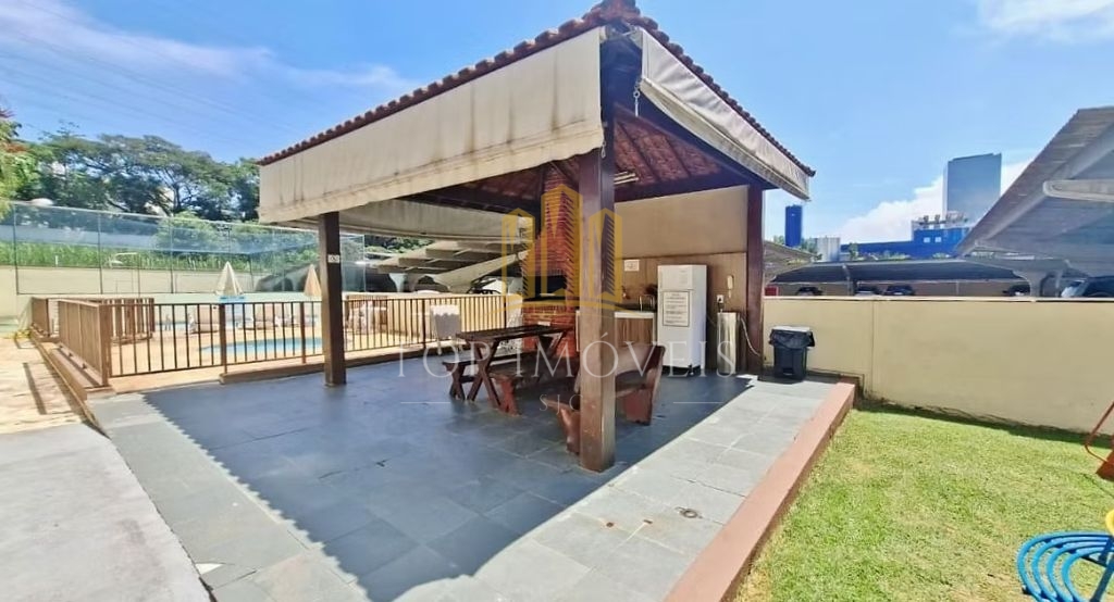 Apartamento de 2 quartos sendo 1 suíte no edifício siena - j