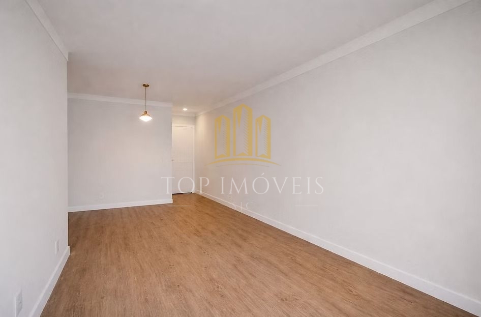 Apartamento de 2 quartos sendo 1 suíte no edifício siena - j