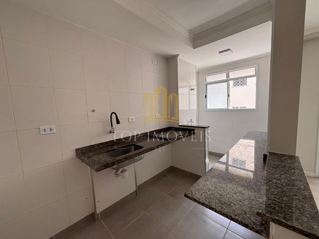 Lindo apartamento dois dormitorios sacada envidraçada condom