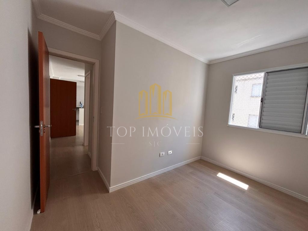 Lindo apartamento dois dormitorios sacada envidraçada condom