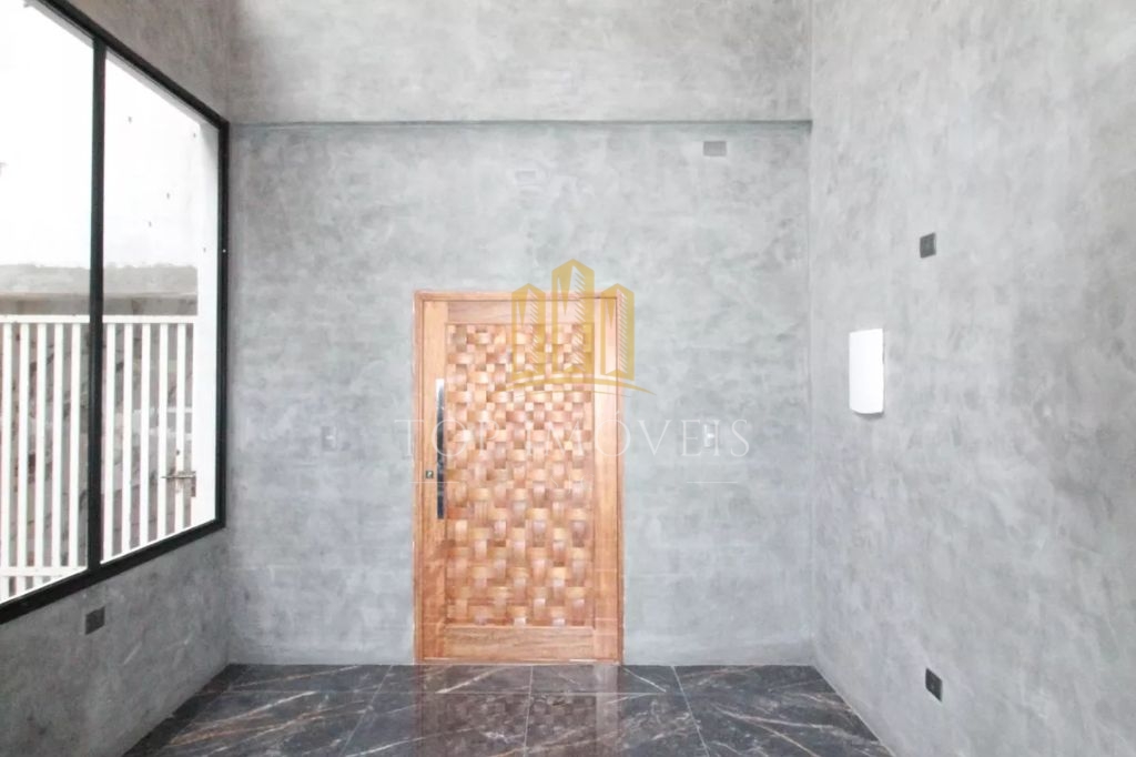 Oportunidade – casa com salão comercial na vila industrial -