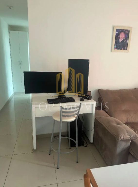 Apartamento com 2 quartos, 60 m², à venda por R$ 480.000 - m
