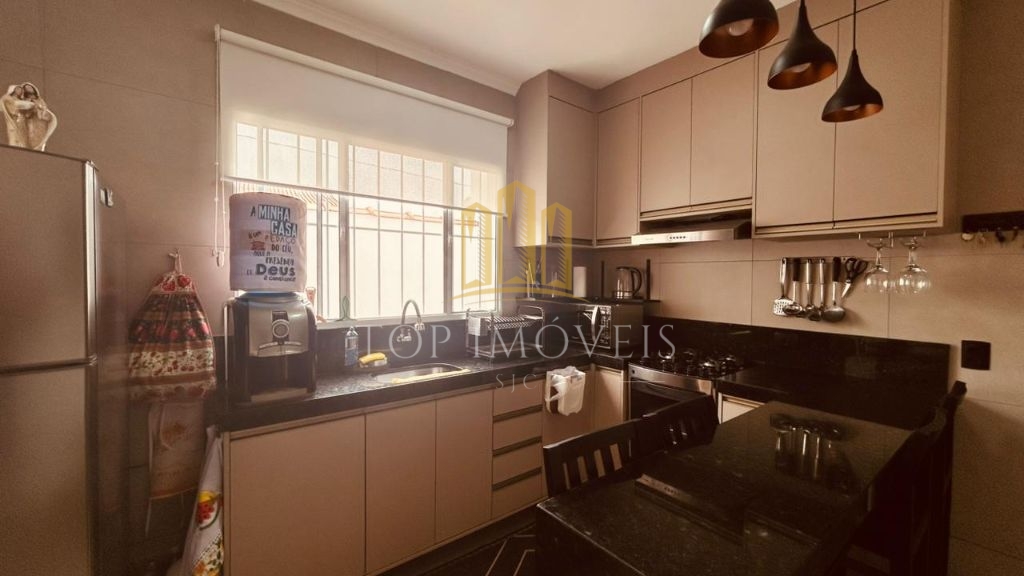 Casa com 2 quartos, 148 m², à venda por R$ 650.000 - Jardim Paulista - São José dos Campos/SP