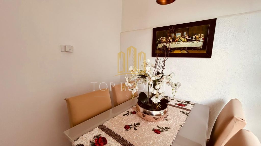Casa com 2 quartos, 148 m², à venda por R$ 650.000 - Jardim Paulista - São José dos Campos/SP