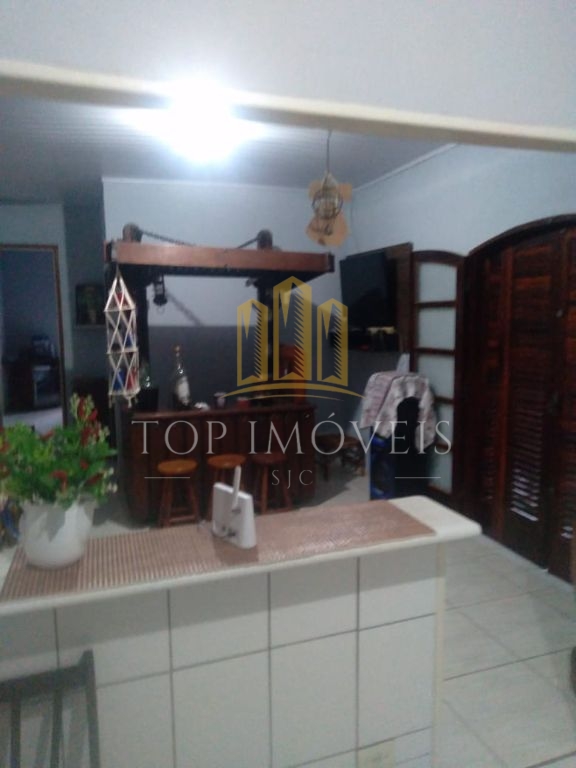 Chácara de 2.000m² pé na água em paraibuna