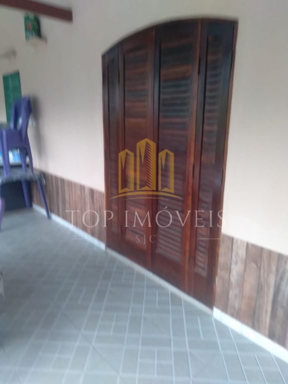 Chácara de 2.000m² pé na água em paraibuna