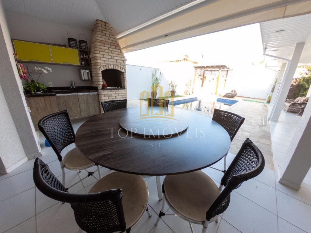 Sobrado com 4 suítes, 303 m², à venda por R$ 2.850.000 - Urbanova - São José dos Campos/SP
