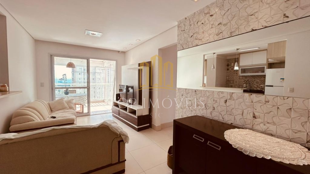 Apartamento com 3 quartos, 82 m², à venda por R$ 890.000,00 