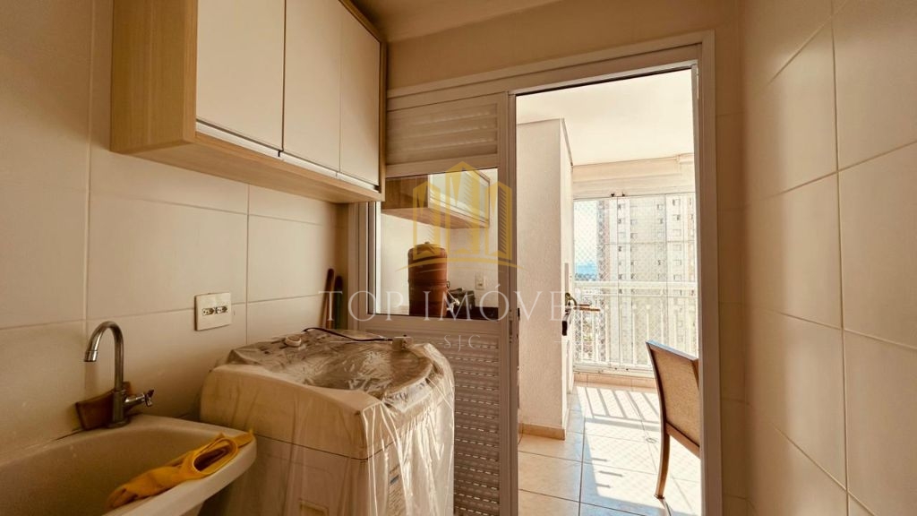 Apartamento com 3 quartos, 82 m², à venda por R$ 890.000,00 
