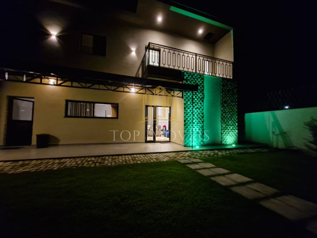 Casa de alto padrão no condomínio residencial lilian shineid
