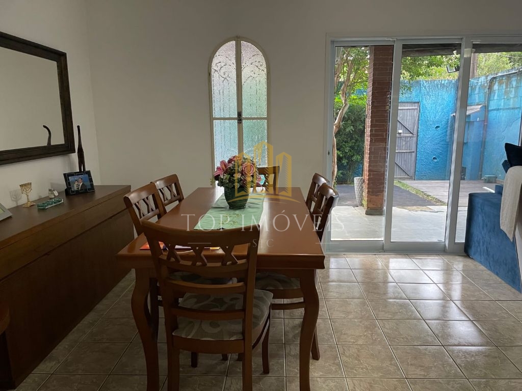 Linda casa à venda no vista verde – espaço, conforto e versa