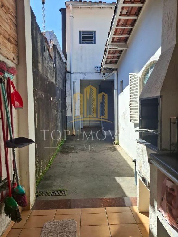 Linda Casa à Venda no Vista Verde Espaço, Conforto e Versatilidade!