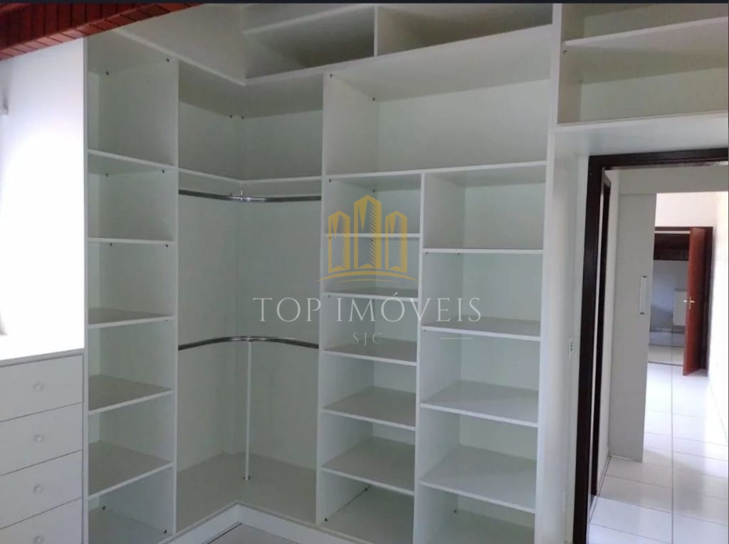 Excelente Casa no Jardim Del Rey Conforto, Espaço e Tranquilidade!