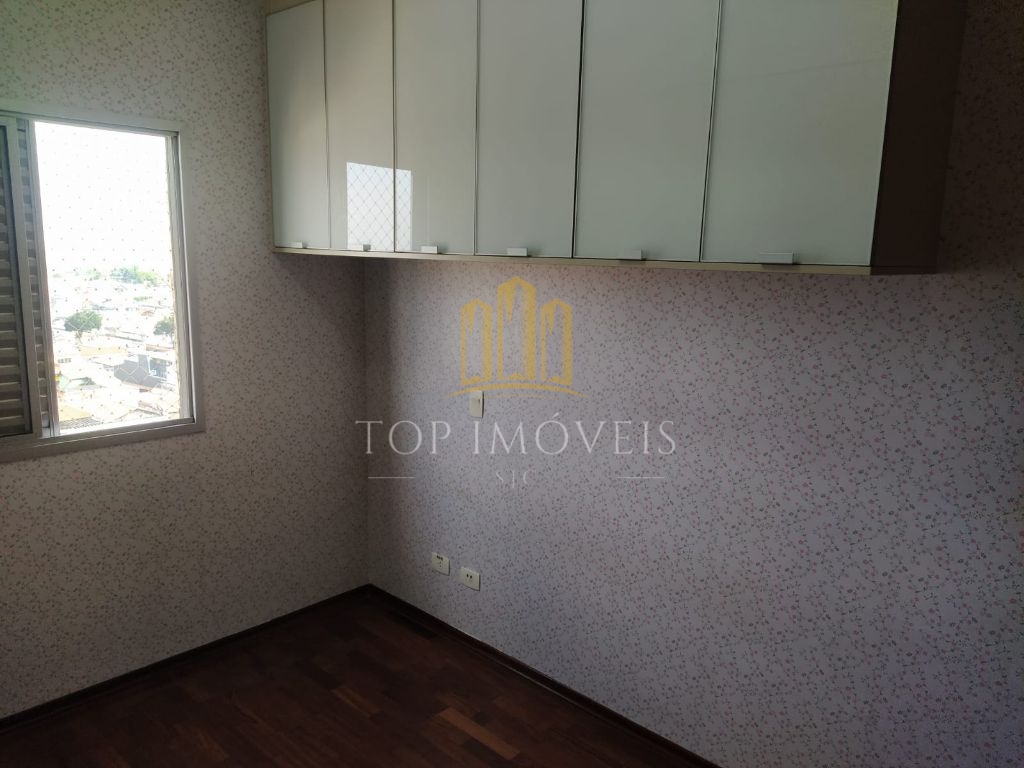 Apartamento de 3 Quartos à Venda no Condomínio Vila Almada