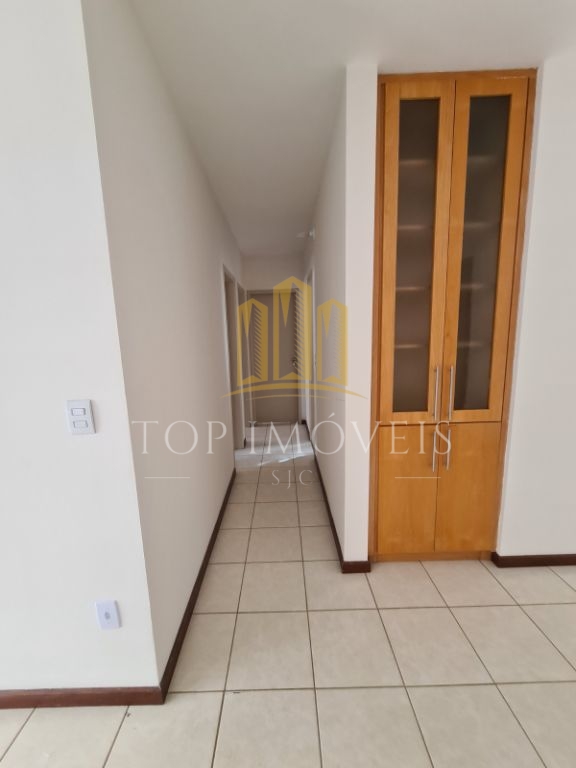 OPORTUNIDADE NO CENTRO! EDIFÍCIO LOGOS! lindo e espaçoso apartamento dois dormitórios varanda condomínio com lazer na melhor localização do centro