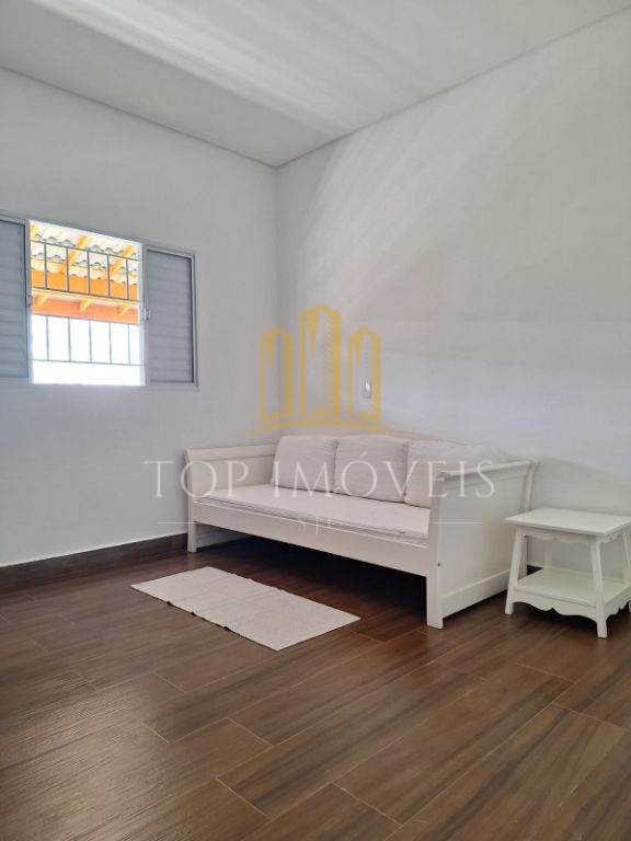 Maravilhosa casa nova condominio fechado três quartos sendo 1 suite condomínio com lazer