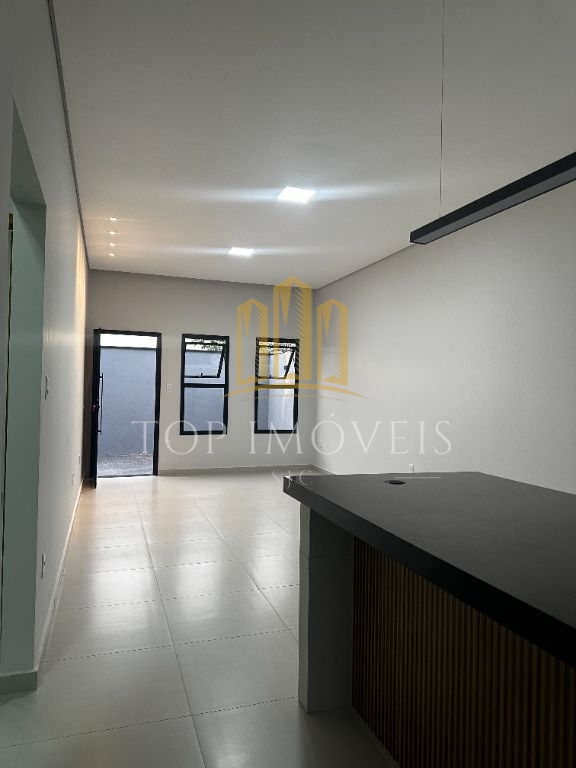 Belissíma casa 3 quartos 1 suíte residencial amor