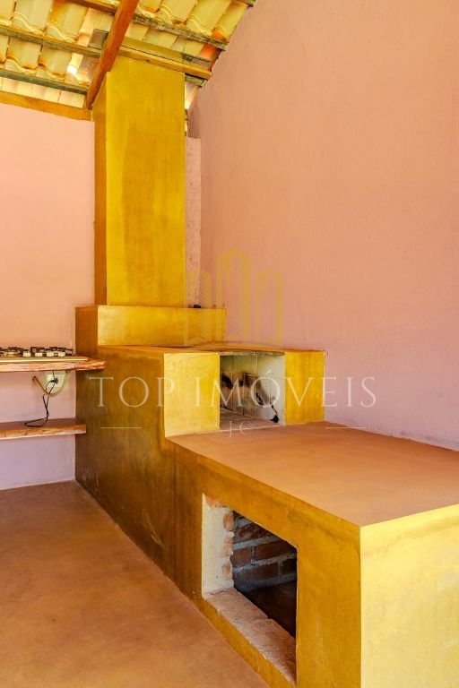 Maravilhosa Chacara formada três quartos suíte cachoeira na melhor localização de Sapucaí Mirim - foto 17