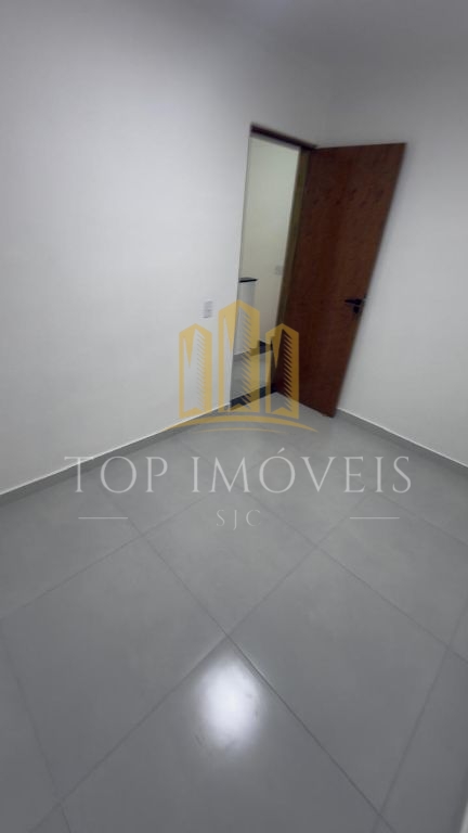 Oportunidade Imperdível no São Judas! Casa Nova e Encantadora!