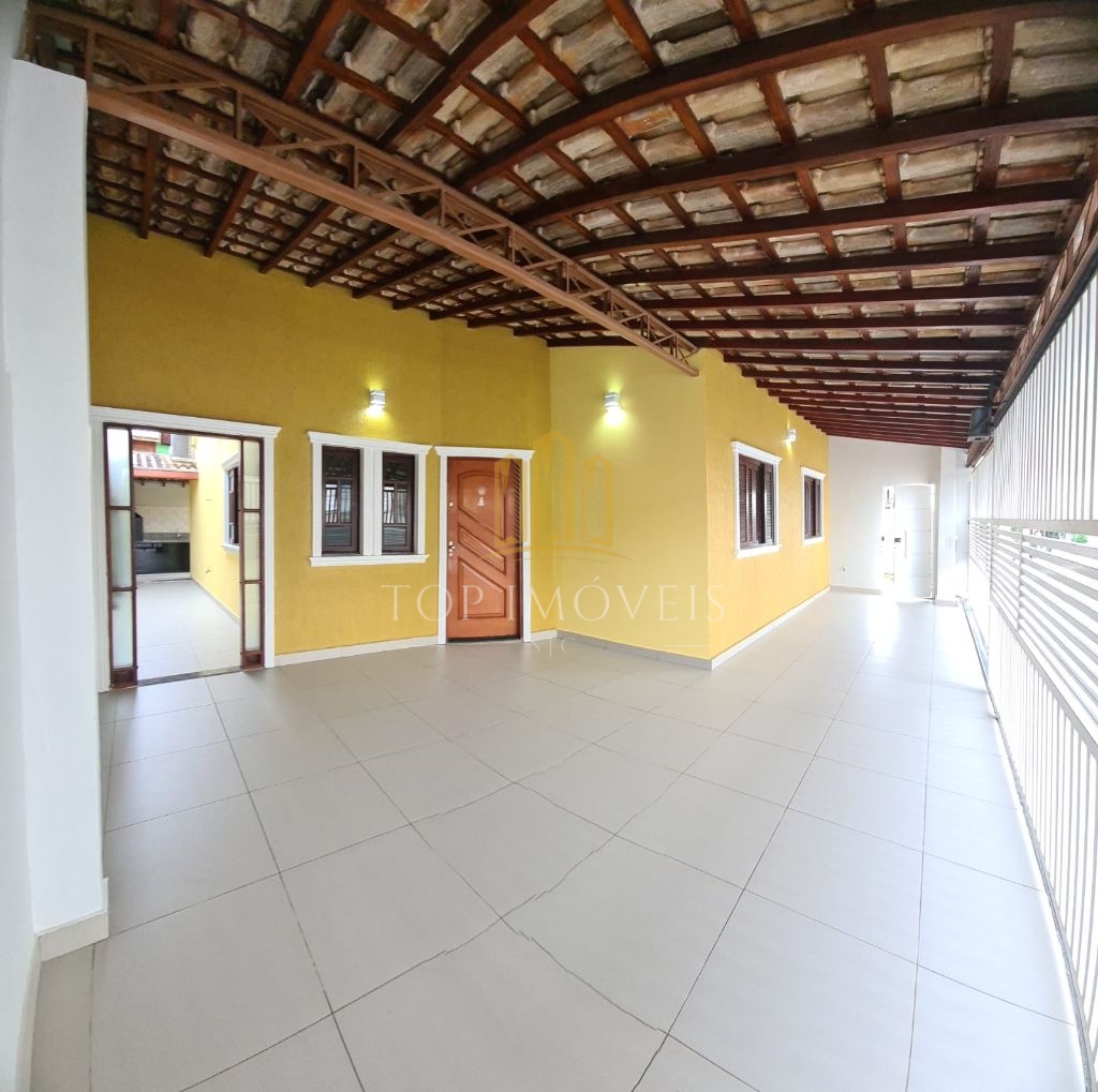 Casa elegância, com conforto e exclusividade no bosque dos i