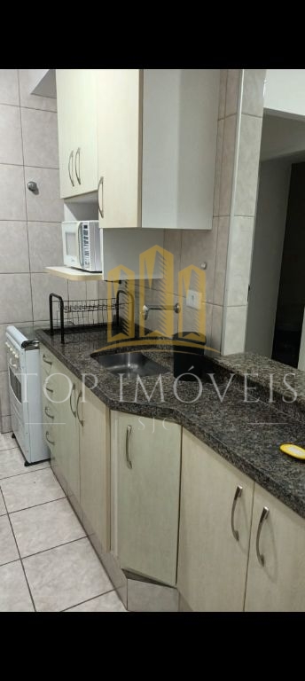 Funcional e espaçoso apartamento com varanda um quarto mobiliado na melhor localização do centro