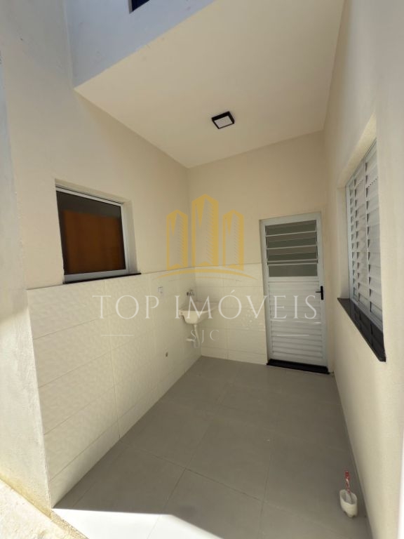 Casa novíssima por 2 quartos 1 suíte apenas R$ 380 mil – opo