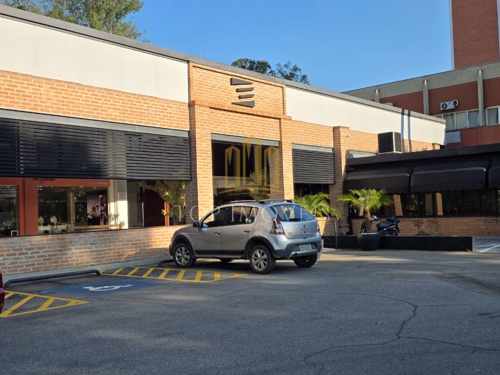 Sala comercial à venda, 115 m² por R$ 900.000 e locação por 