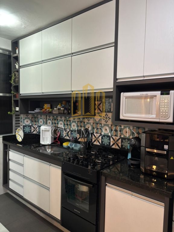 Apartamento reformado no condomínio rui barbosa com 2 quarto