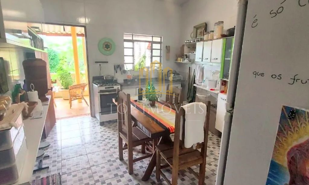 Excelente chácara com vista perfeita para a serra da mantiqu