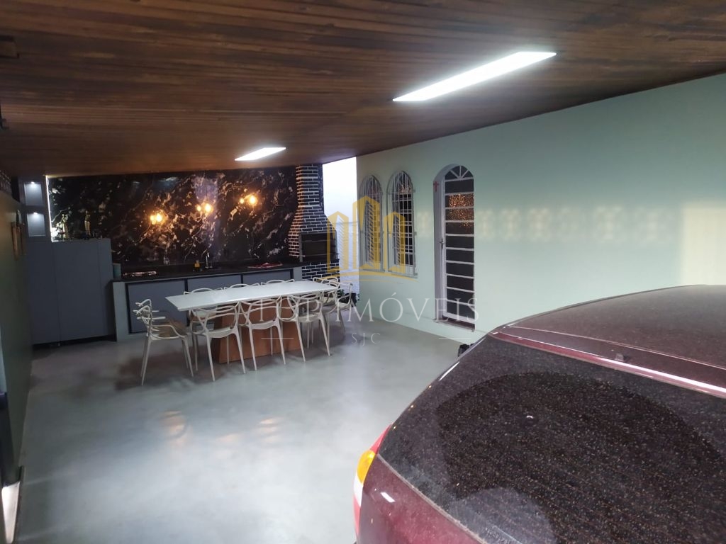 Casa com 2 quartos e 1 banheiro à venda, 71 m² por R$ 690.00