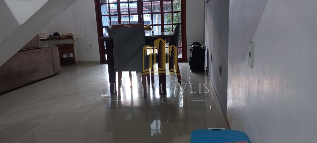 Sobrado 3 quartos 130m² construção santa paula jacareí