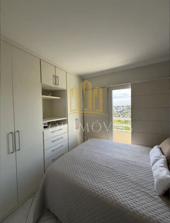 Oportunidade no Jardim Satélite - 2 quartos sendo 1 suíte e Sacada - Edificio Ilha de Andros