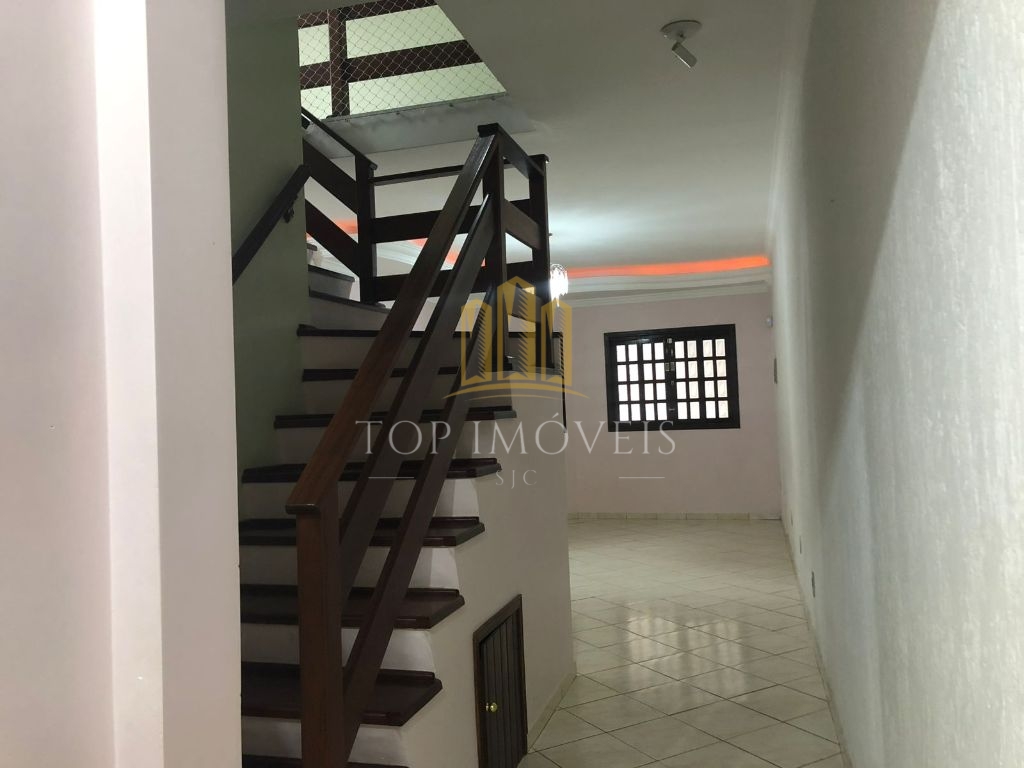 Maravilhoso sobrado de 4 quartos no vila branca - jacareí